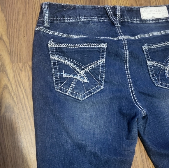 Amethyst Cropped Jeans Size 7 Mid Rise Dark Wash Stretch Denim B34 - Picture 8 of 9